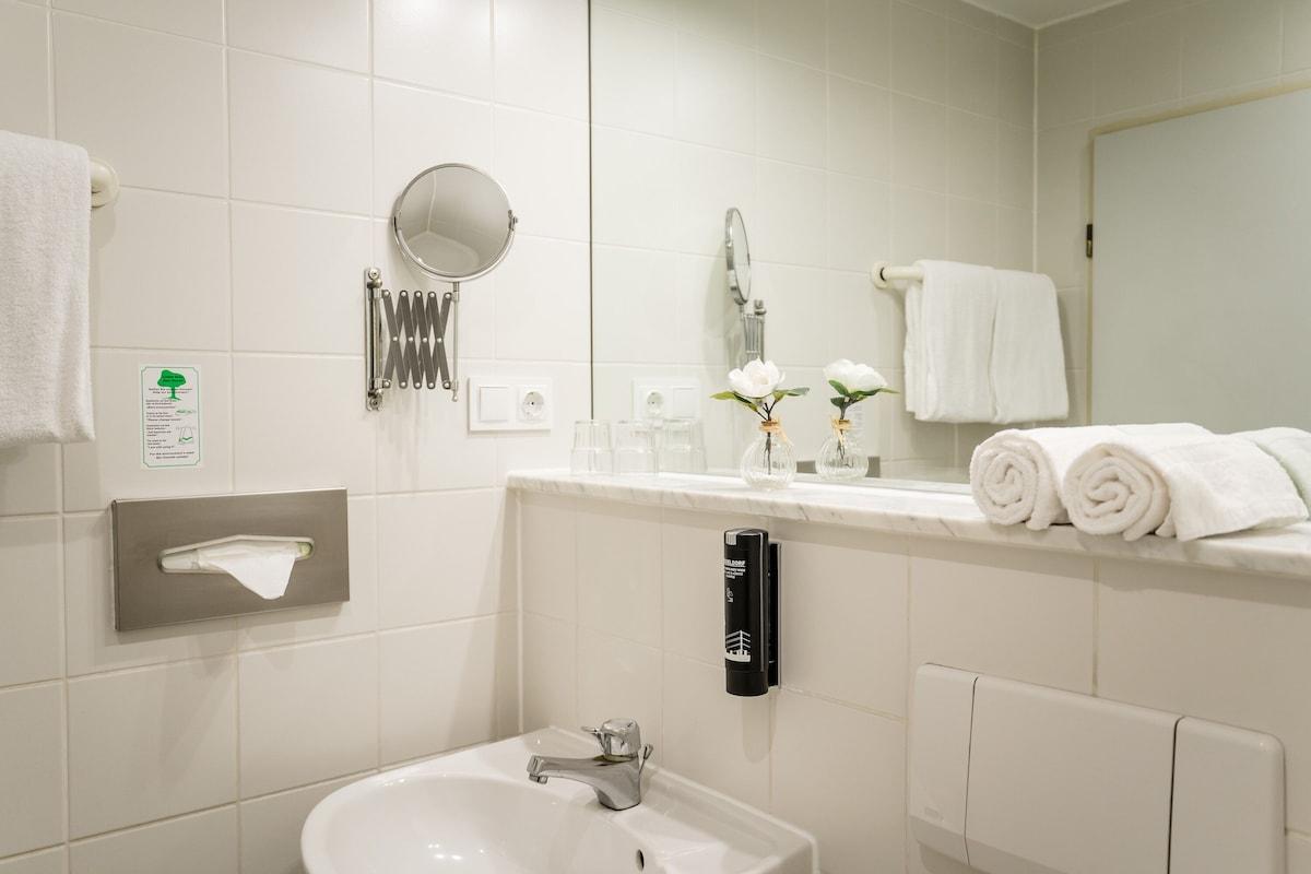 Hotel An Der Ko デュッセルドルフ エクステリア 写真