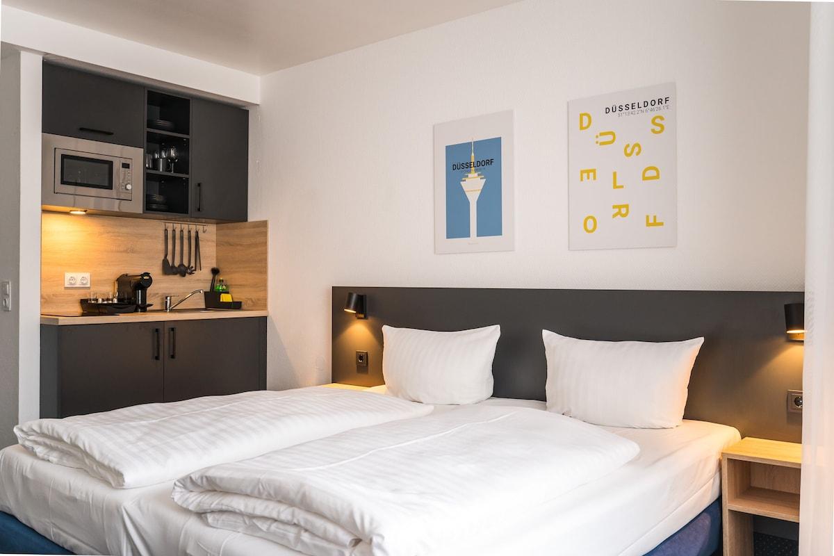 Hotel An Der Ko デュッセルドルフ エクステリア 写真