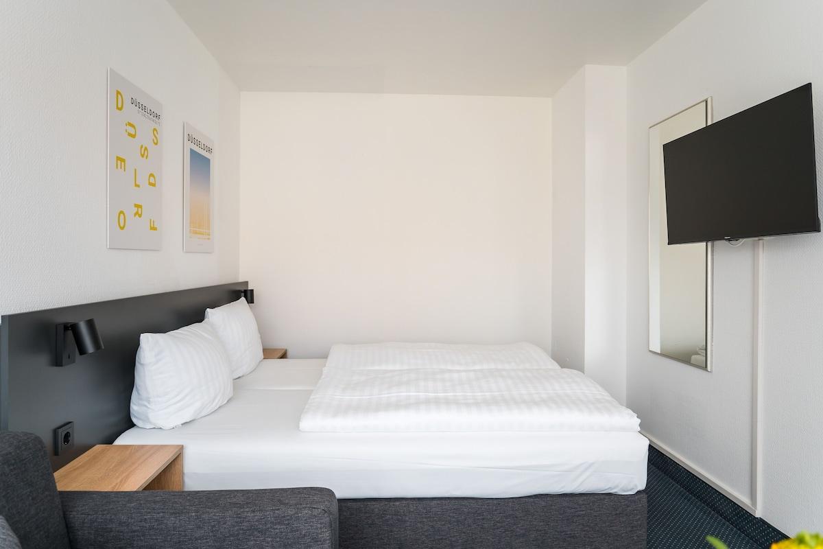 Hotel An Der Ko デュッセルドルフ エクステリア 写真