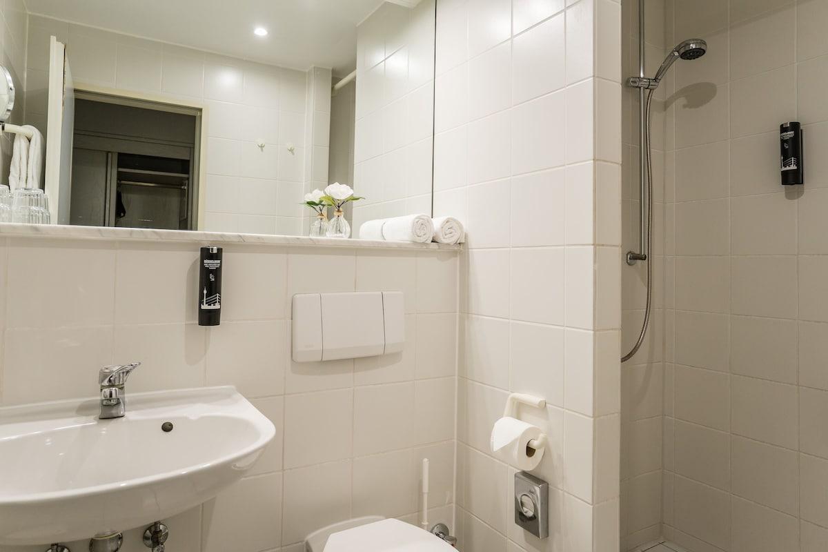 Hotel An Der Ko デュッセルドルフ エクステリア 写真