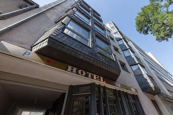 Hotel An Der Ko デュッセルドルフ エクステリア 写真